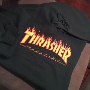 🔥FORREST GREEN THRASHER HOODIE🔥 (Rare color)